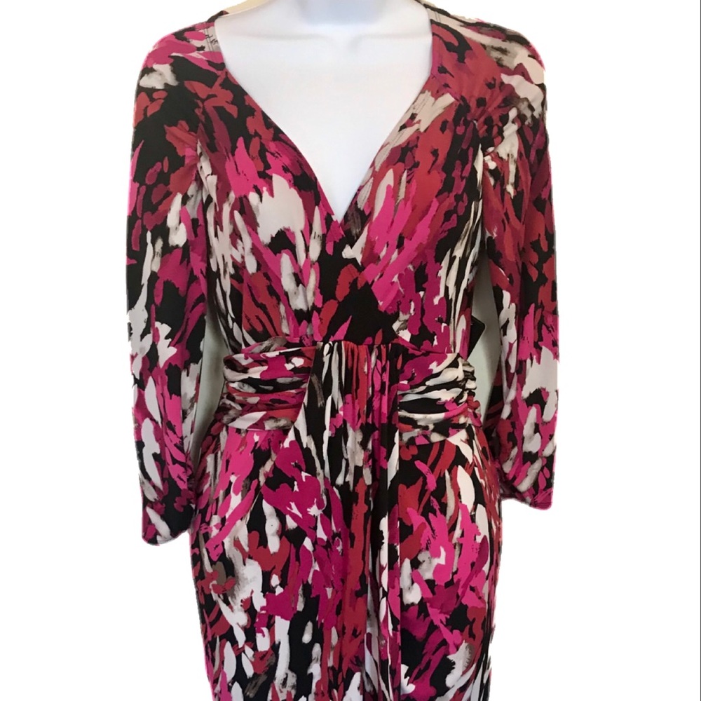 Laundry By Shelli Segal Pink and Black Sheath Dress with V-Neck